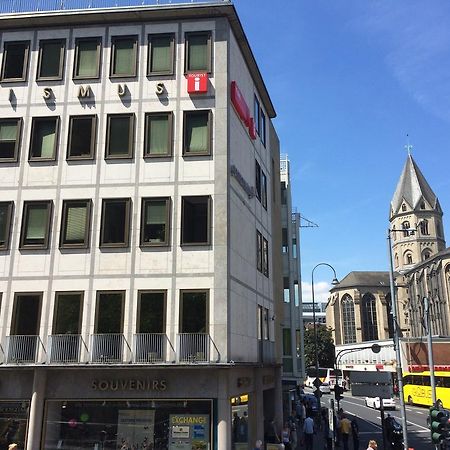 First Domizil Lägenhet Köln Exteriör bild