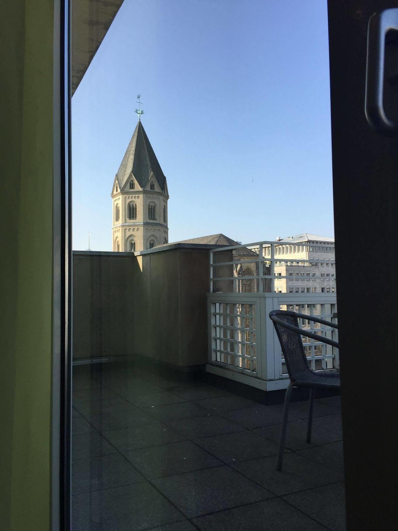First Domizil Lägenhet Köln Exteriör bild